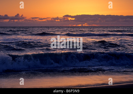 Coucher de soleil sur l'océan Pacifique à partir de la Trinité Trinité-plage le comté de Humboldt EN CALIFORNIE Banque D'Images