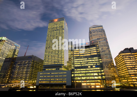 Les bâtiments du secteur bancaire et financier de Canary Wharf à Londres UK Banque D'Images