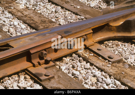 Formes de rouille sur les voies ferrées et de matériel. Banque D'Images