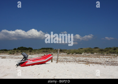 Annexe gonflable à terre rouge Banque D'Images