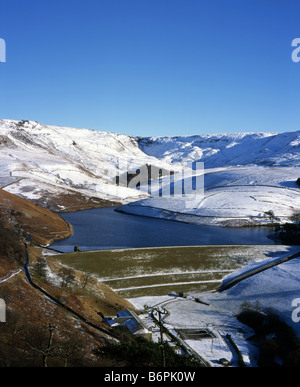 Kinder Kinder, réservoir d'hiver du Scoutisme, le Hayfield, Derbyshire, Angleterre Banque D'Images