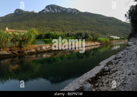 Paola Lac, Canal romain, Parc National de Circeo, Sabaudia, Latina, Latium, Italie Banque D'Images