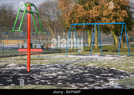 Aire de jeu pour enfants à Nuttall Park, Ramsbottom, lancashire, Angleterre Banque D'Images