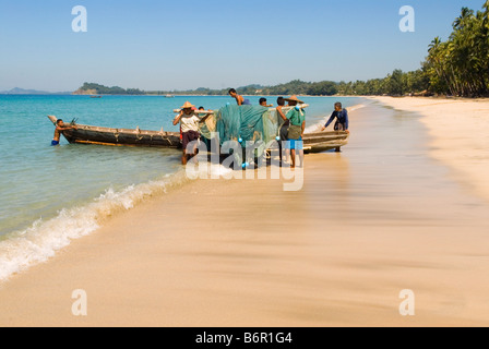 La plage de Ngapali Myanmar Birmanie 2008 Ngapali beach près de pêcheurs du sud de l'Thandwe Rakhaing Etat province Banque D'Images