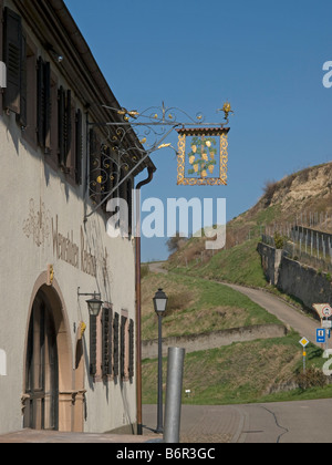 Taverne à vin dans les vignobles et dans vineterraces Kaiserstuhl Baden-württemberg Baden Württemberg Allemagne Banque D'Images