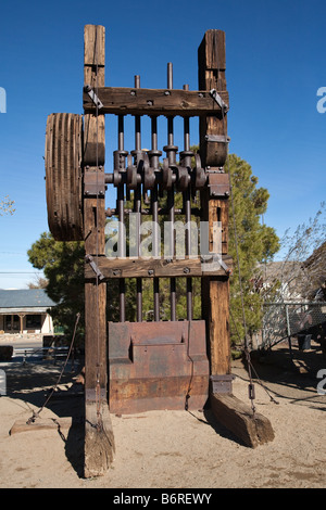 5 Baltes stamp mill, ghost ville minière de Randsburg dans le désert de Mojave en Californie. Banque D'Images