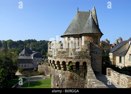 Remparts entourant le Château de Fougères, Bretagne, France Banque D'Images
