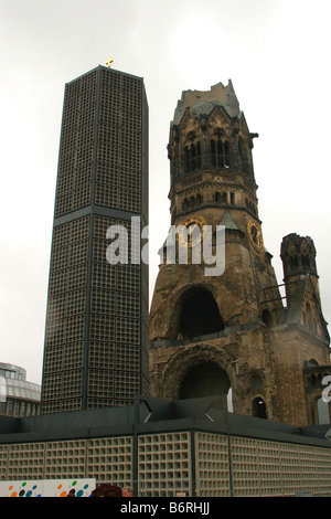 L'église Kaiser Wilhelm Kurfürstendamm Berlin Allemagne Banque D'Images