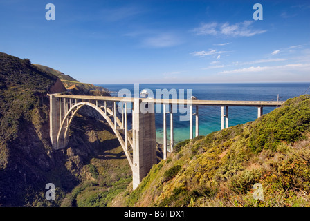 Bixby Creek Bridge sur l'autoroute Un Big Sur California USA Banque D'Images