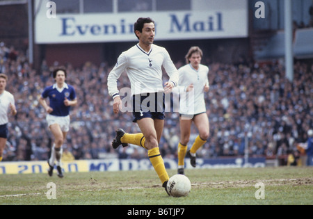 Ossie Ardiles jouant pour Tottenham Hotspur en FA Cup semi finale contre Leicester City 1982 Banque D'Images