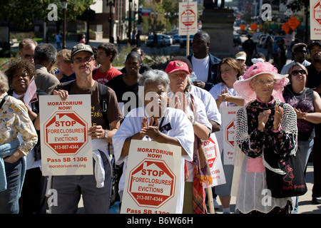 Protestation contre les saisies hypothécaires tenue à Lansing, Michigan à la State Capitol Building Banque D'Images