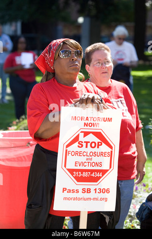 Protestation contre les saisies hypothécaires tenue à Lansing, Michigan à la State Capitol Building Banque D'Images