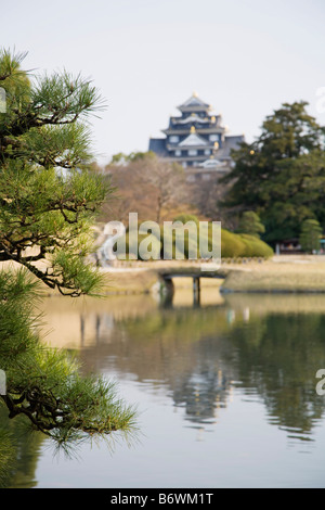 Étang dans le Jardin Korakuen à Okayama Banque D'Images