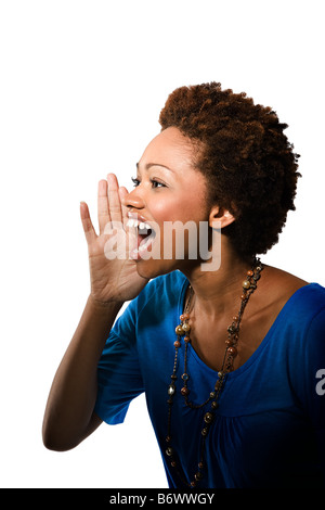 Portrait d'une jeune femme crier Banque D'Images