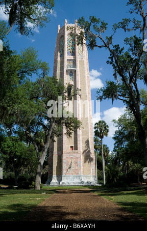 Sanctuaire de la tour Bok historique et jardins en Lake Wales FL construit par Edward William Bok. Banque D'Images