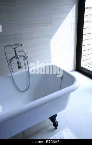 L'onglet Fenêtre baignoire spa Banque D'Images