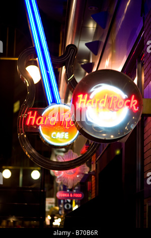 L'enseigne au néon pour le Hard Rock Cafe de Broad Street à Birmingham UK Banque D'Images