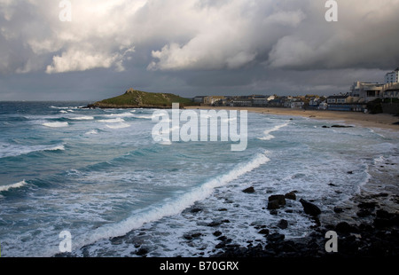 Tempête sur porthmeor beach St Ives Cornwall Banque D'Images