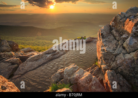 Vue de l'homme Little Stony Mountain, sentier des Appalaches, le Parc National Shenandoah, en Virginie, USA Banque D'Images