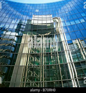 Bâtiment d'assurance Lloyds of London reflet dans l'édifice Willis 51 Lime Street dans la ville de London England UK KATHY DEWITT Banque D'Images