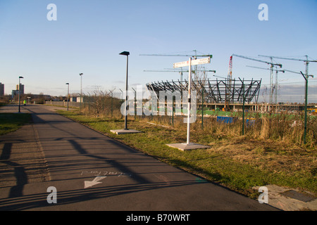 Une vue le long de la Voie verte (en janvier 2009) que les travaux sur le site olympique de Londres 2012 progresse. (Voir B70PX7 pour Feb 07 view) Banque D'Images