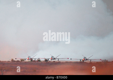 Trois Fouga Magister (Tzukit) avions de la force aérienne israélienne' Aerobatic Team enlève durant un Meeting Aérien Banque D'Images