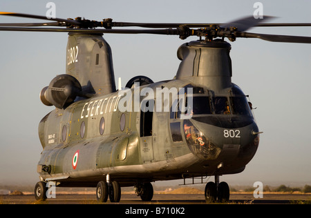 Ch-47 Chinook italiens opérant en Afghanistan Banque D'Images