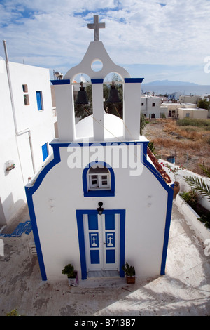 Église orthodoxe grecque Kamri beach resort Santorini Cyclades Grèce Banque D'Images