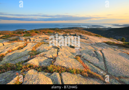 Le coucher du soleil, Cadillac Mountain, l'Acadia National Park, Maine, USA Banque D'Images