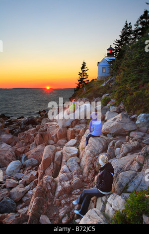 Coucher du soleil, Bass Harbor Lighthouse, l'Acadia National Park, Maine, USA Banque D'Images