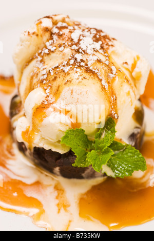 Cafe Scream Flourless chocolate cake Los Olivos Cafe and Wine Merchant Los Olivos California Santa Ynez Valley Banque D'Images
