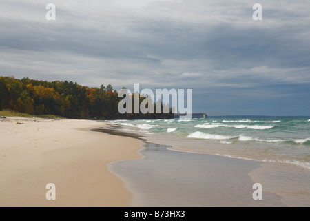 MI00180 00 MICHIGAN Sandy Twelvemile Beach près de Beaver Creek dans la région de Pictured Rocks National Lakeshore Banque D'Images