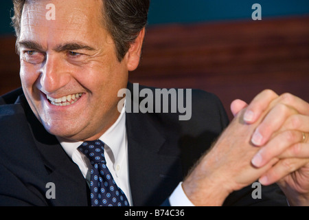 Close-up of businessman smiling Banque D'Images
