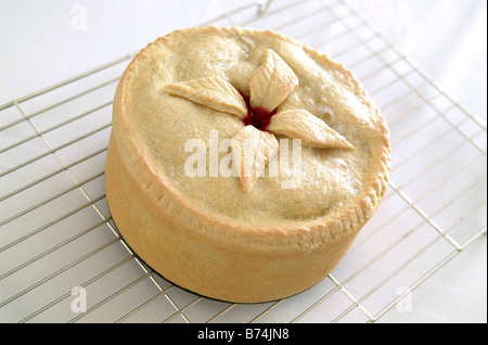 Ensemble Apple, blackberry et de cassis pie Banque D'Images