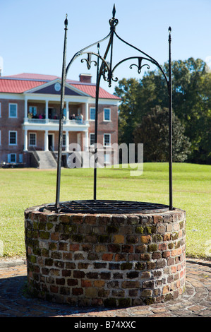Bien en face de Drayton Hall Plantation House, près de Charleston, Caroline du Sud, USA Banque D'Images