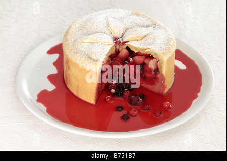 Apple, blackberry et de cassis pie Banque D'Images