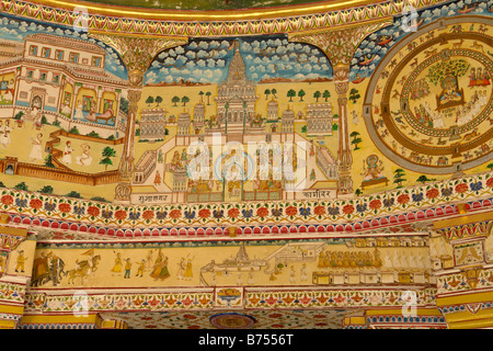 Détail interne et décoration à bhandasar Jain temple bikaner Banque D'Images