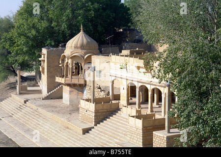 Au temple au bord du lac Gadi Sagar ou gadisar lake Banque D'Images