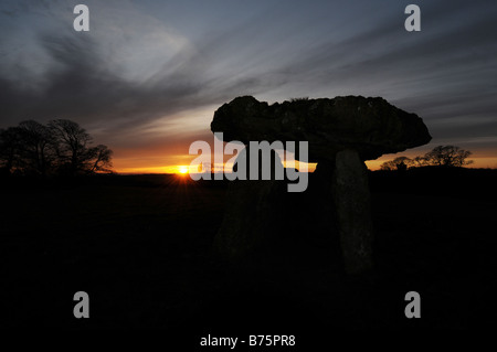 Lythans St long barrow mégalithique chambre funéraire près de St Nicholas Vallée de Glamorgan au Pays de Galles du Sud Banque D'Images