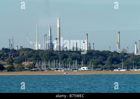 ExxonMobil raffinerie Fawley sur Southampton Water, Hampshire, Angleterre Banque D'Images