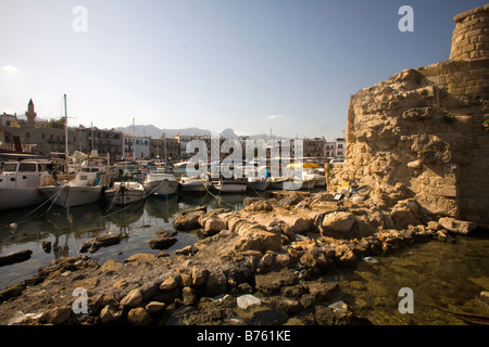 Bateaux amarrés dans le port, Ksenia, Turquie, Chypre Banque D'Images