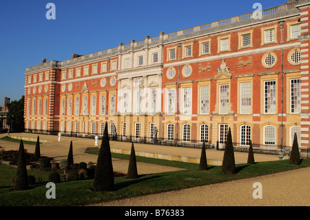 Le jardin privé et le Surrey Hampton Court Palace Banque D'Images