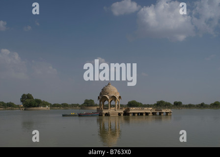 GADSISAR LAKE À JAISALMER, Rajasthan Banque D'Images