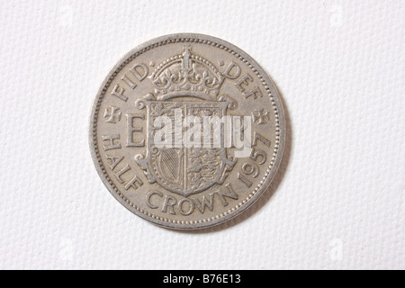 Une demi couronne 1957 Sterling anglais. Banque D'Images