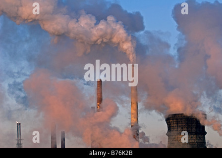 Raffinerie de pétrole de Rhénanie, Wesseling, Cologne, Rhénanie du Nord-Westphalie, Allemagne. Banque D'Images