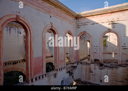 L'une des nombreuses ruines trouvés dans la ville fantôme de MINERAL DE POZOS une petite colonie d'artistes & tourist destination GUANAJUATO MEXIQUE Banque D'Images