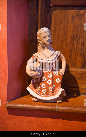 FIGURINE EN ARGILE dans l'hôtel Posada de Las Minas dans la ville fantôme de MINERAL DE POZOS GUANAJUATO MEXIQUE Banque D'Images