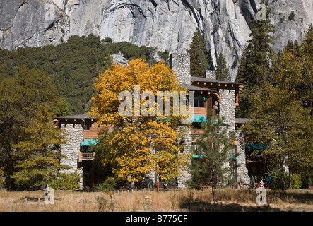 Le AHWAHNEE HOTEL a été construit en 1925, conçu par l'architecte Gilbert Underwood YOSEMITE NATIONAL PARK CALIFORNIA Banque D'Images