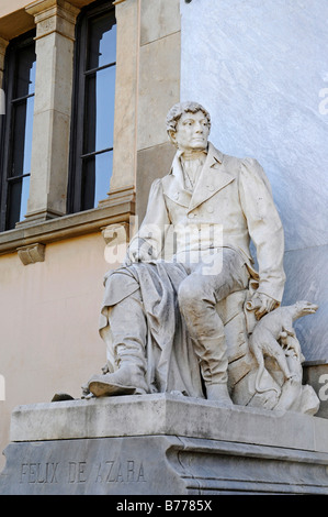 Felix de Azara, géologue, monument, sculpture, Museu de Geologia, Geological Museum, Parc de la Ciutadella, Barcelone, Catalon Banque D'Images