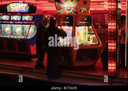 La machine de fruit stand à fête foraine, Edinburgh's Christmas Winter Wonderland Banque D'Images